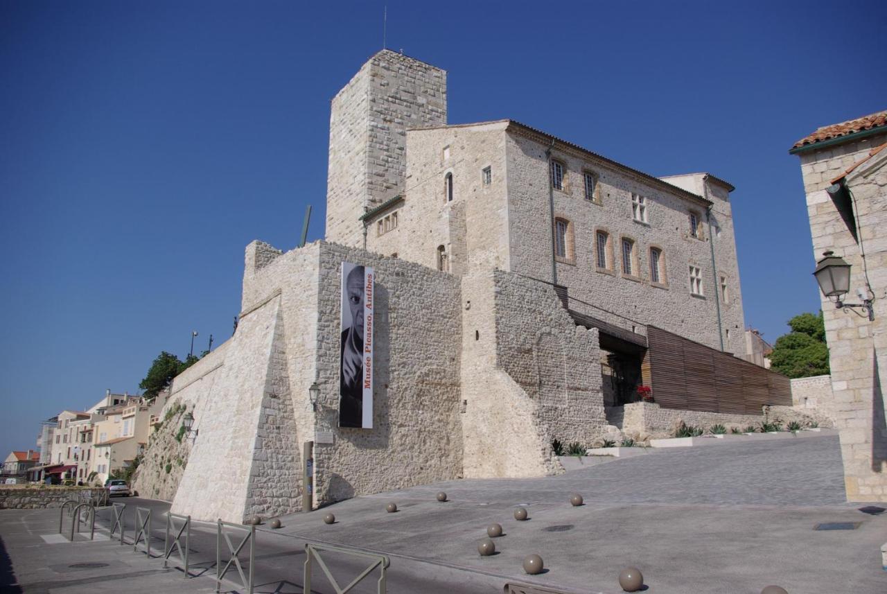 Grand Studio Azur Avec Terrasse - Vieil Αντίμπ Εξωτερικό φωτογραφία